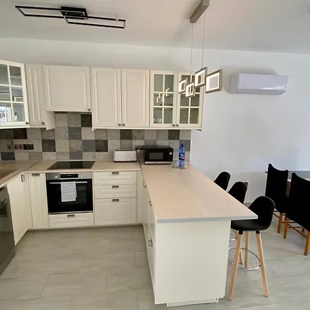 Appartamento Deluxe Limnaria 155