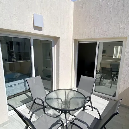Deluxe Limnaria 155 Apartment Paphos