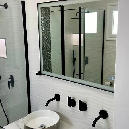 Apartment Deluxe Limnaria 155 Paphos